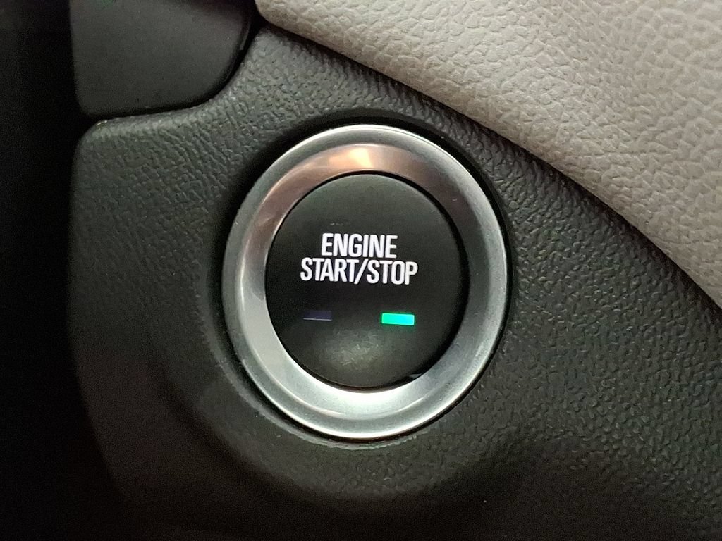 Used 2023 Chevrolet Equinox LS AWD/4WD image 25