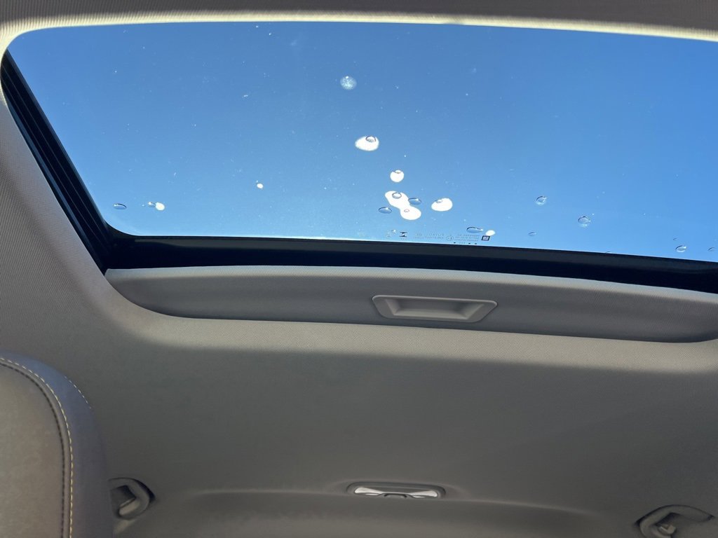 Used 2024 Chevrolet Trax ACTIV w/ Sunroof Package image 22