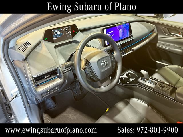 Used 2024 Toyota Prius XLE FWD image 9