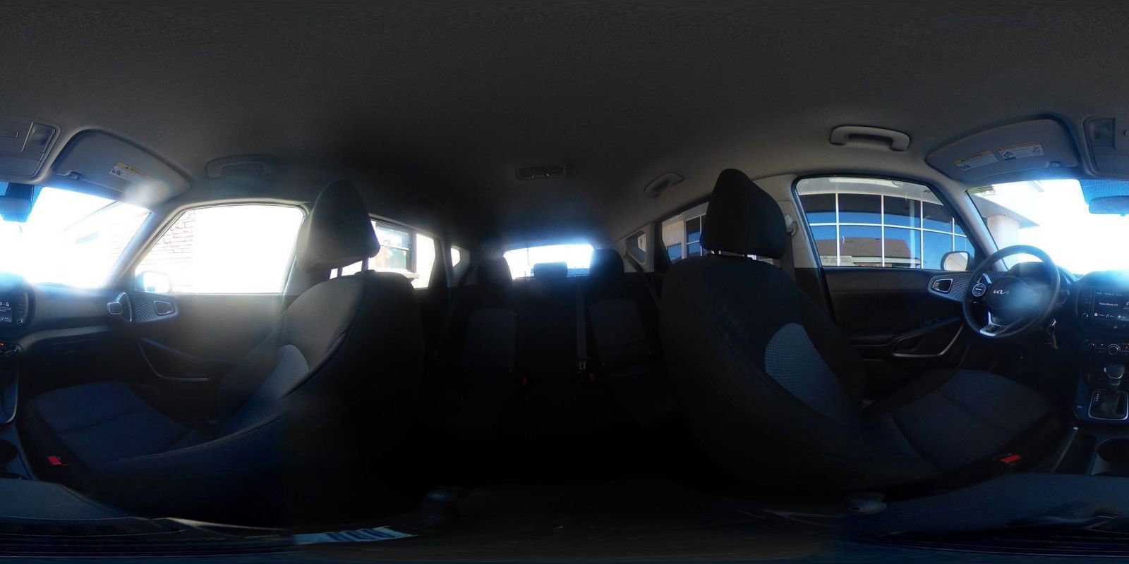 Used 2025 Kia Soul LX w/ LX Technology Package image 40