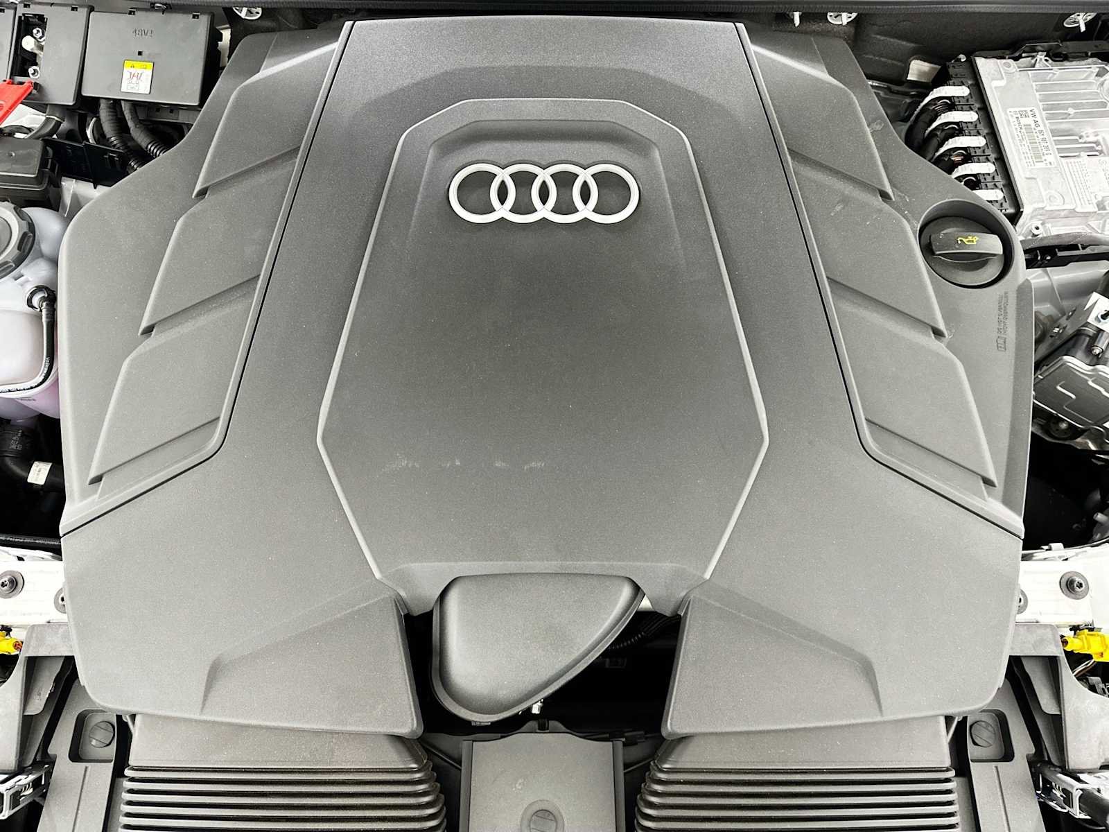 New 2025 Audi Q7 3.0T Prestige image 30