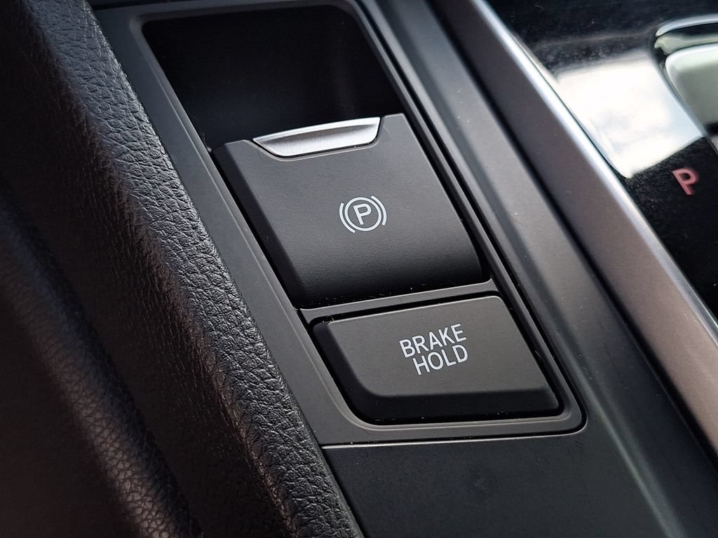 Used 2018 Honda CR-V Touring image 22