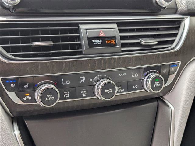 Used 2018 Honda Accord Touring image 15
