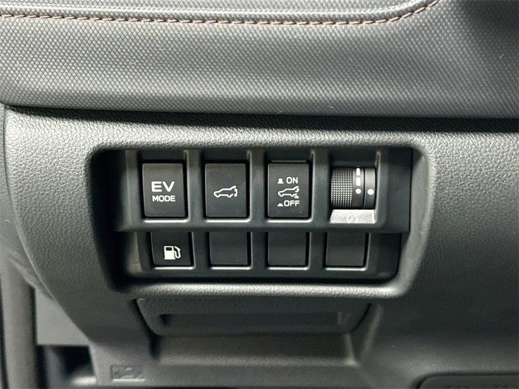 New 2025 Subaru Forester Touring image 6