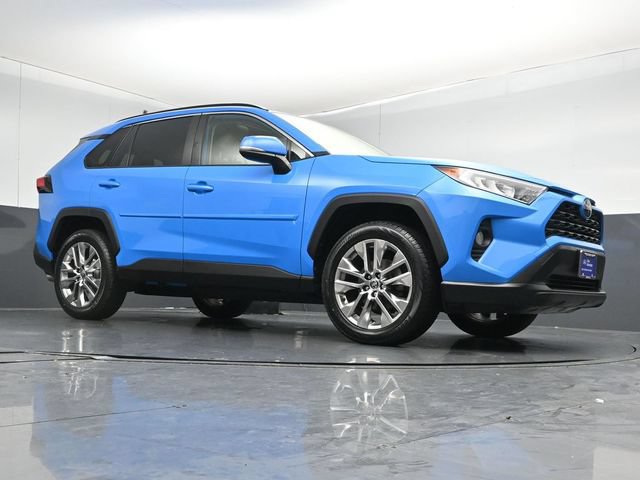 Used 2021 Toyota RAV4 XLE Premium AWD/4WD image 36