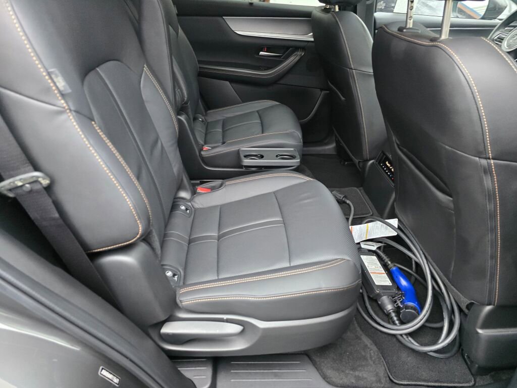 Certified 2024 MAZDA CX-90 Plug-In Hybrid w/ Preferred image 30
