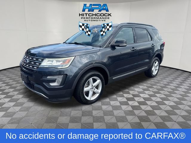 Used 2017 Ford Explorer XLT AWD/4WD image 1