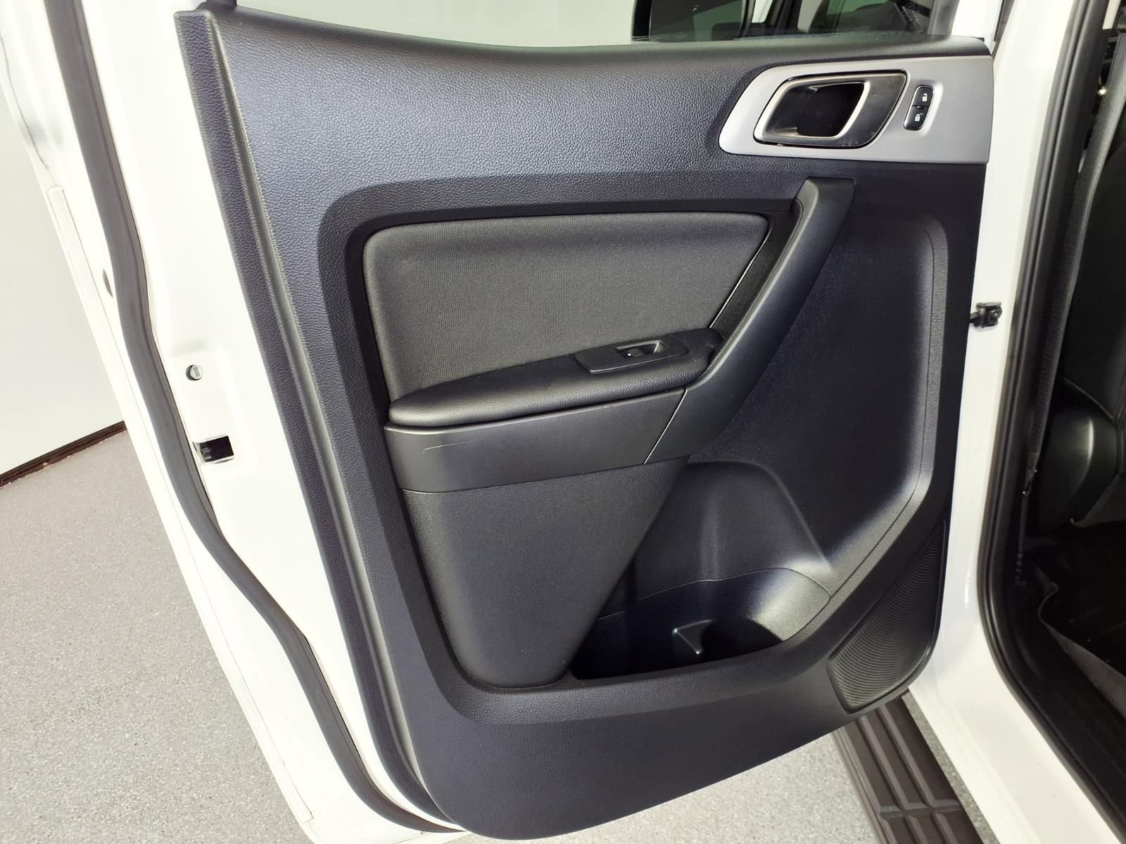 Used 2019 Ford Ranger XLT w/ Equipment Group 302A Luxury AWD/4WD image 11