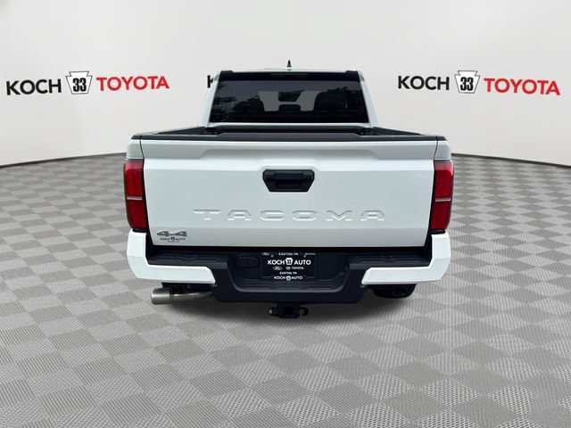 Certified 2025 Toyota Tacoma SR5 AWD/4WD image 7