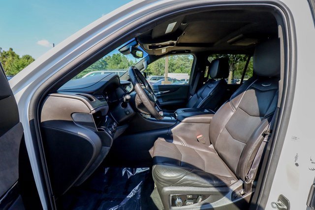 Used 2016 Cadillac Escalade Platinum image 29