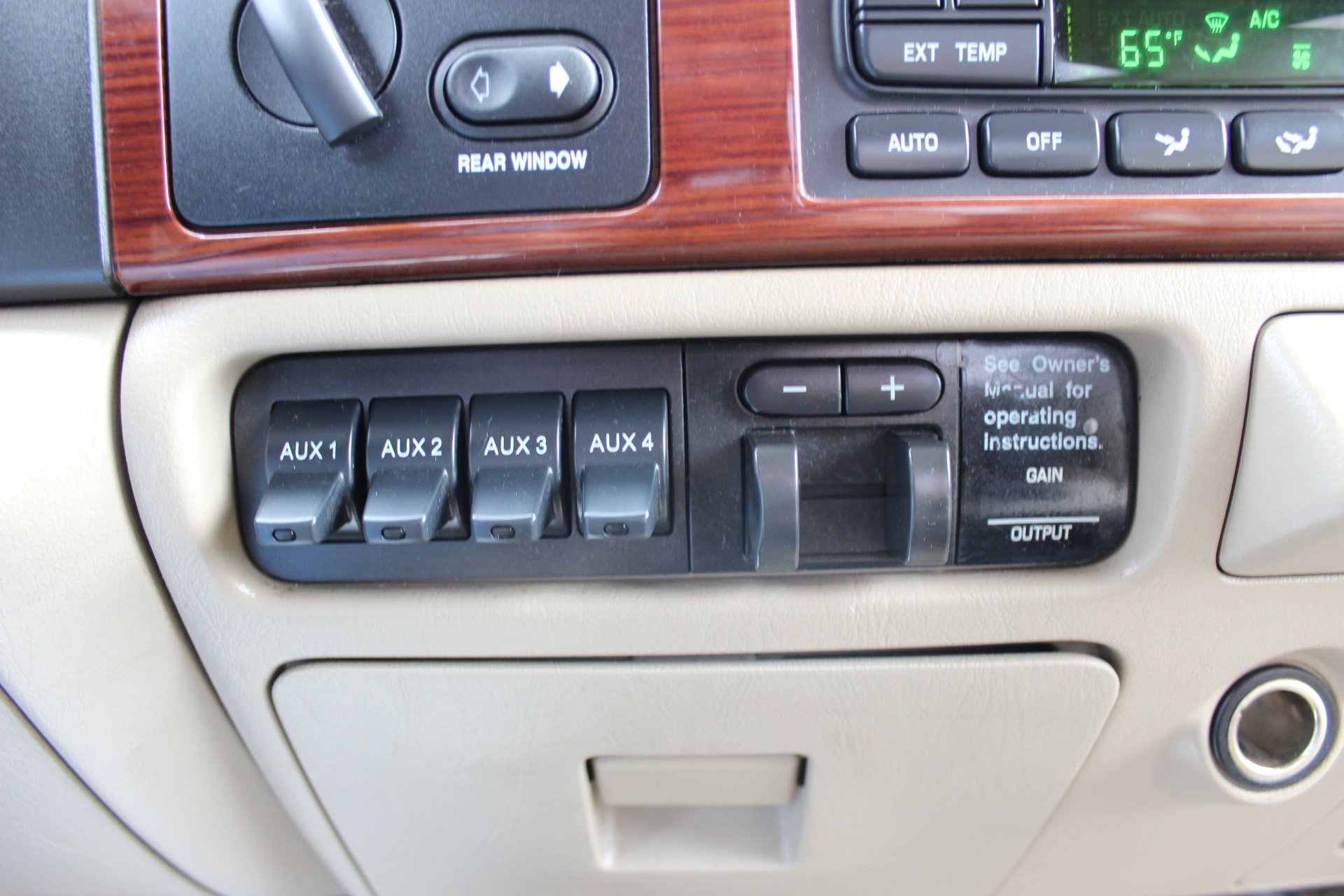 Used 2006 Ford F250 Lariat image 29