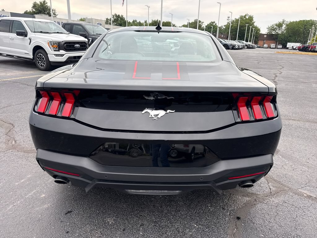 Used 2026 Ford Mustang Premium RWD image 8
