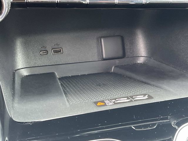 Used 2024 Chevrolet Traverse LT FWD image 38