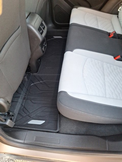 Used 2018 Chevrolet Equinox LT w/ Sun & Infotainment Package image 23