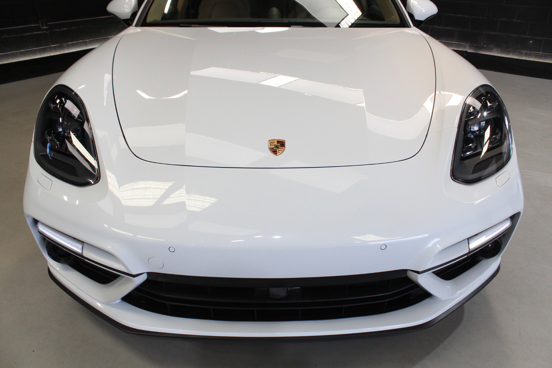 Used 2018 Porsche Panamera Turbo AWD/4WD image 8