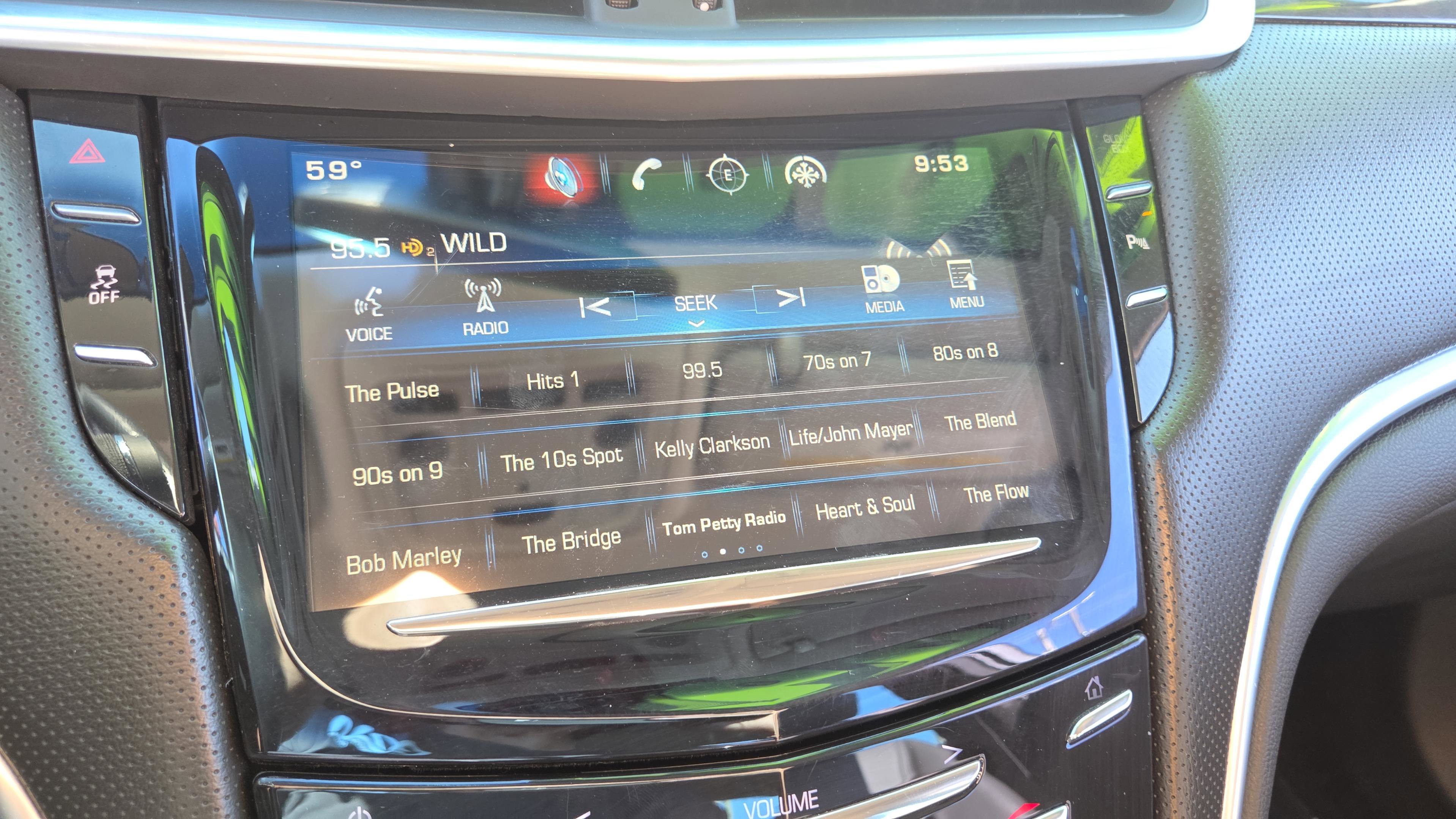 Used 2015 Cadillac XTS Luxury image 32