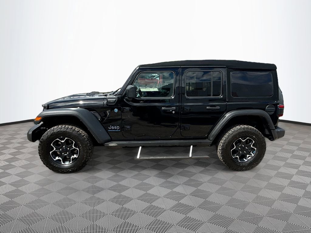 Used 2023 Jeep Wrangler Unlimited Rubicon 4xe w/ Cold Weather Group AWD/4WD image 9
