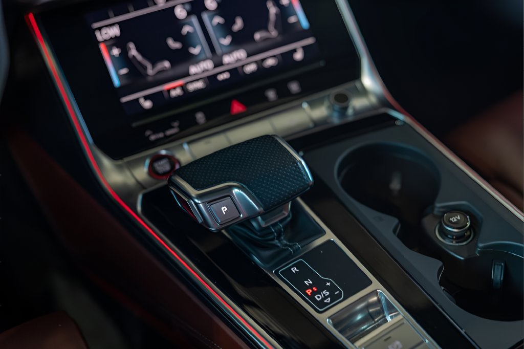 Used 2022 Audi S6 Prestige w/ Prestige Package AWD/4WD image 31