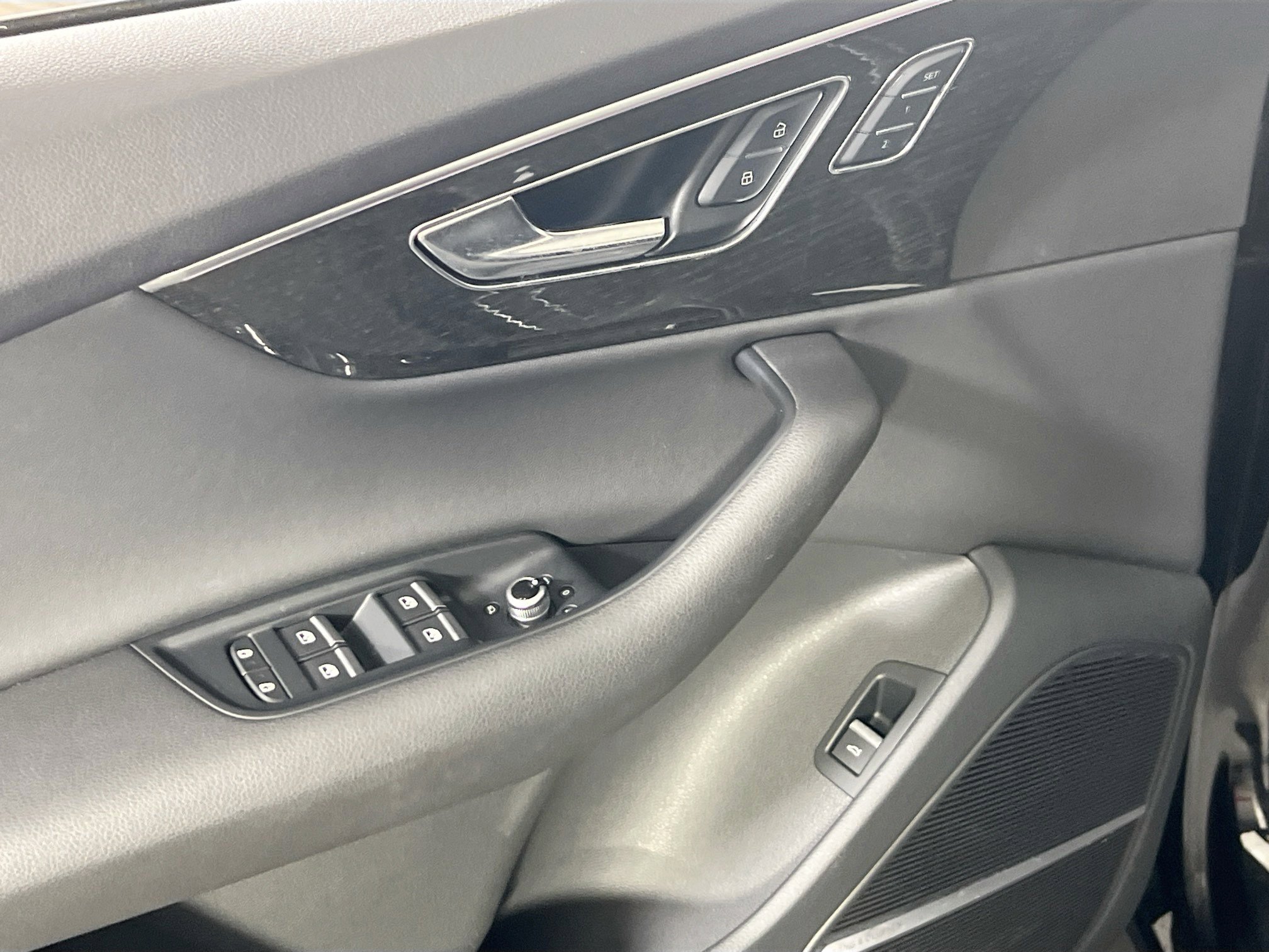 Used 2022 Audi Q7 2.0T Premium Plus w/ Premium Plus Package image 18