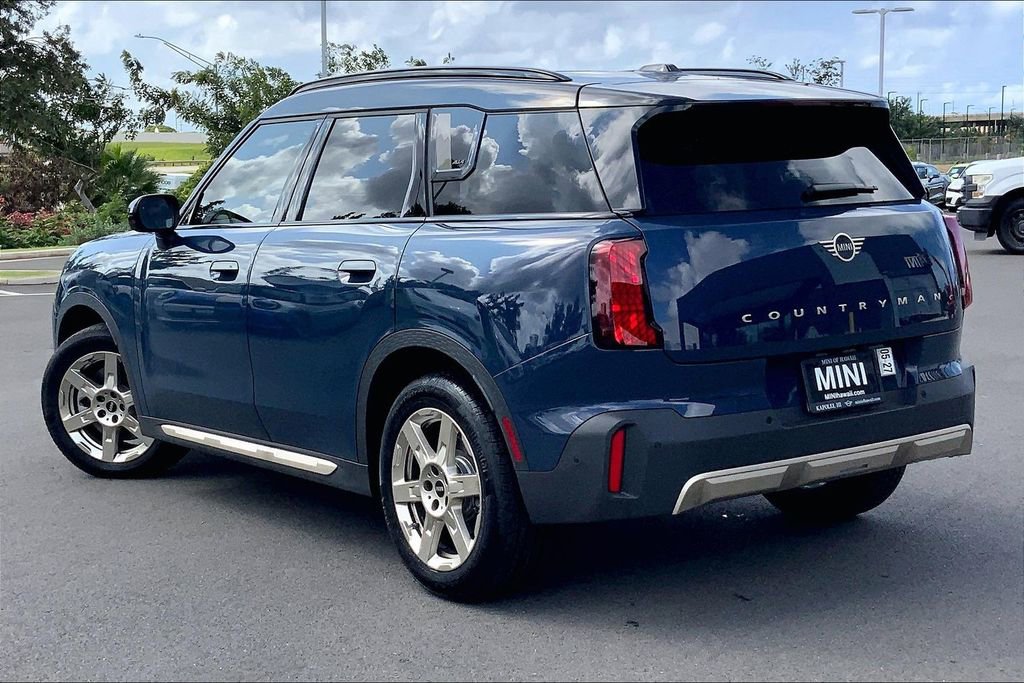 Certified 2025 MINI Cooper Countryman S w/ Comfort Package Max image 13