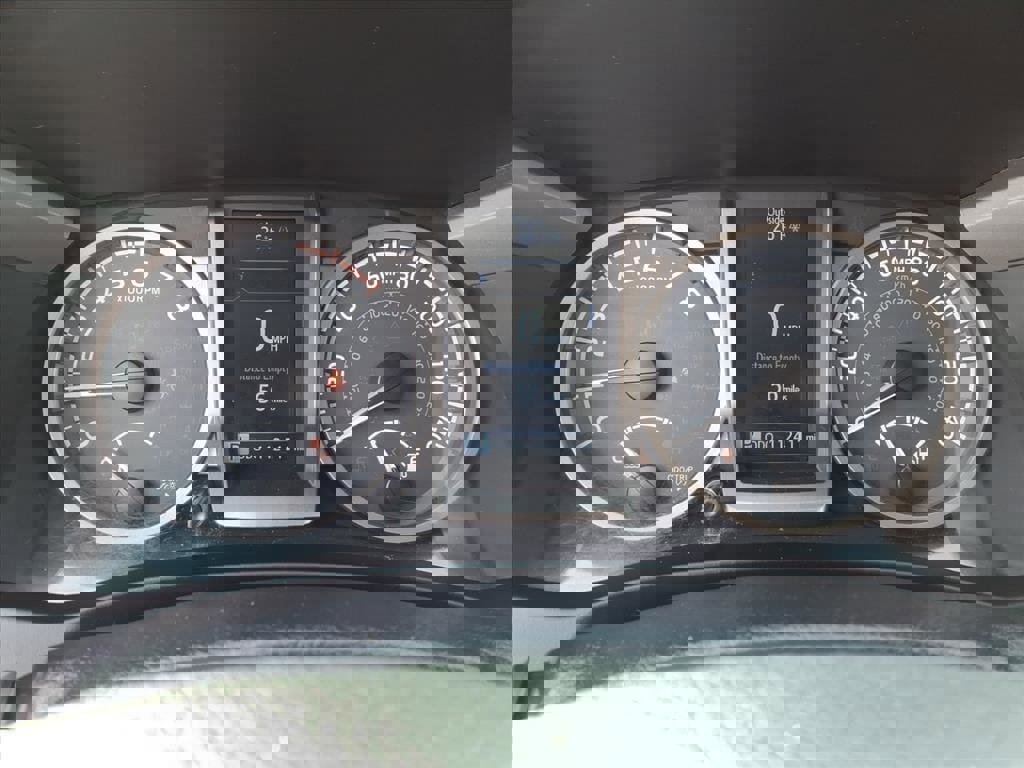 Used 2019 Toyota Tacoma SR5 image 23