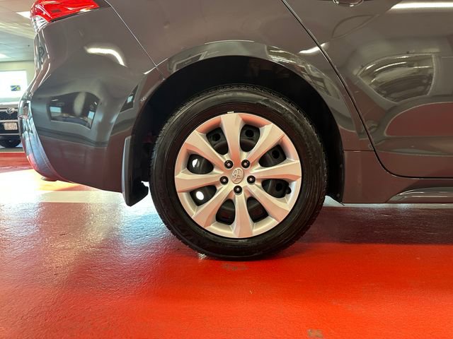 Certified 2025 Toyota Corolla LE FWD image 30