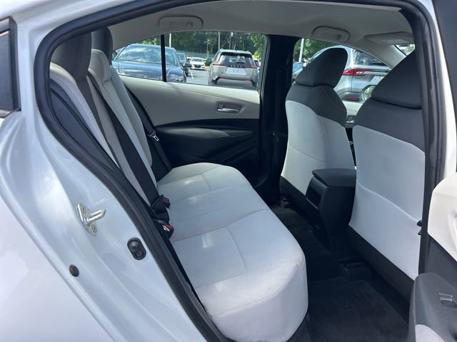 Used 2020 Toyota Corolla LE FWD image 17