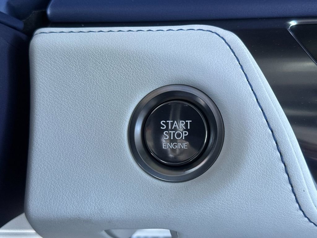 Used 2024 Lexus LC 500 Convertible image 23