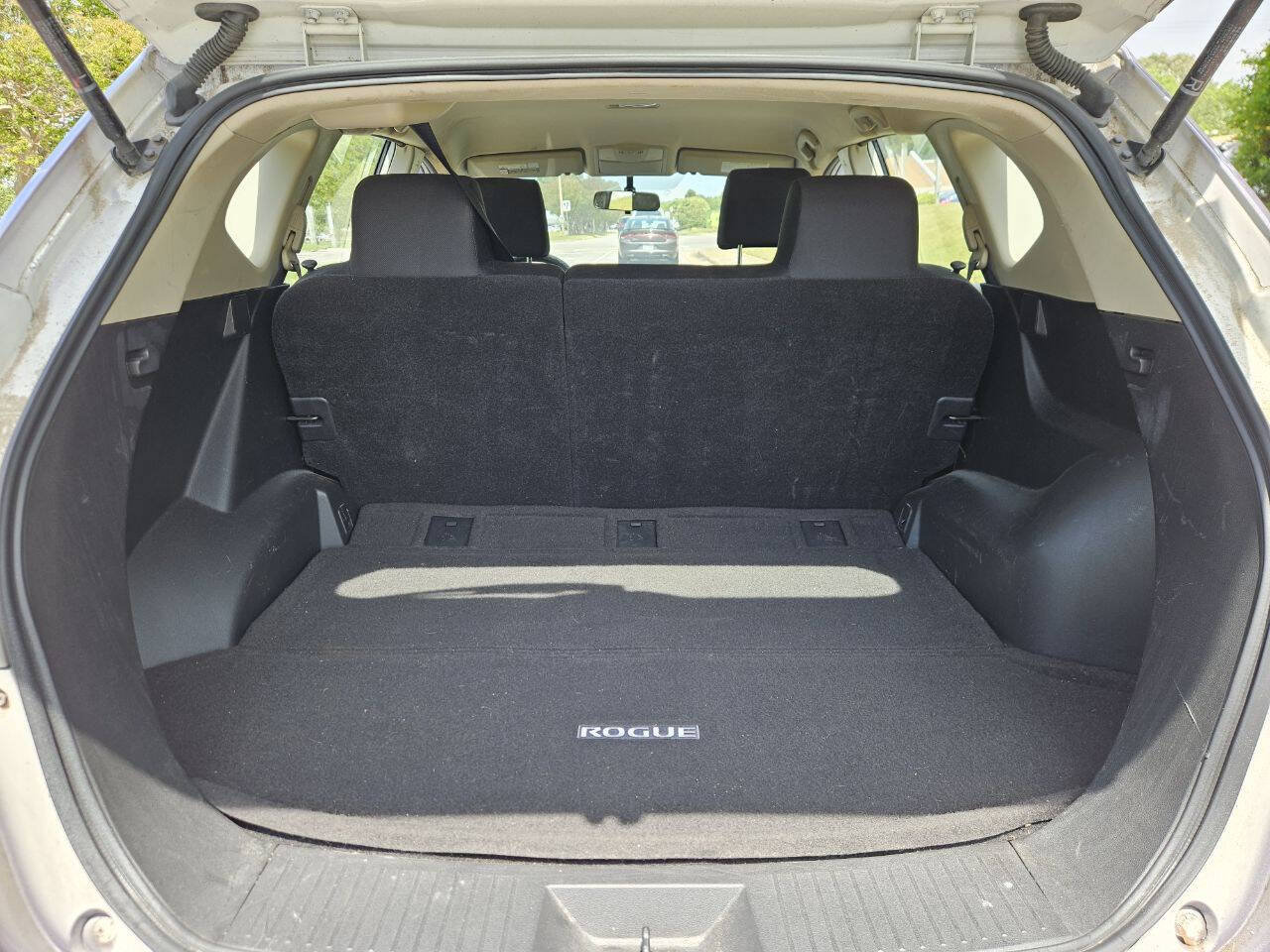 Used 2015 Nissan Rogue S w/ Convenience Package FWD image 24