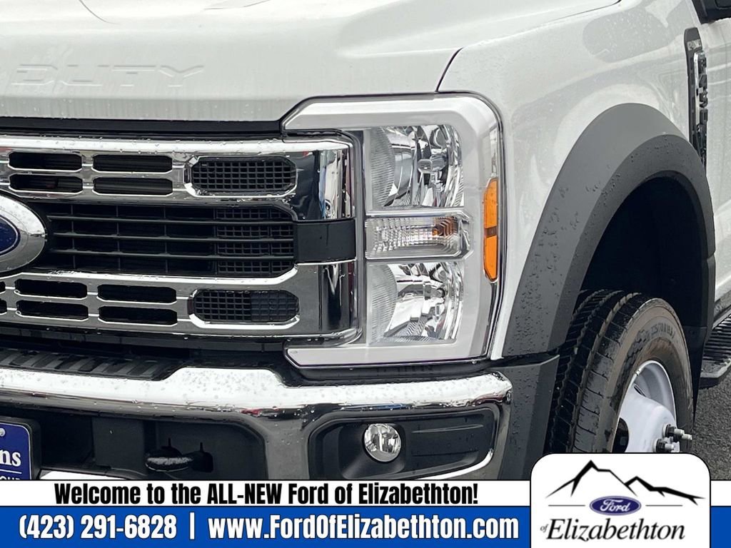 New 2025 Ford F450 XL w/ XL Chrome Package image 8