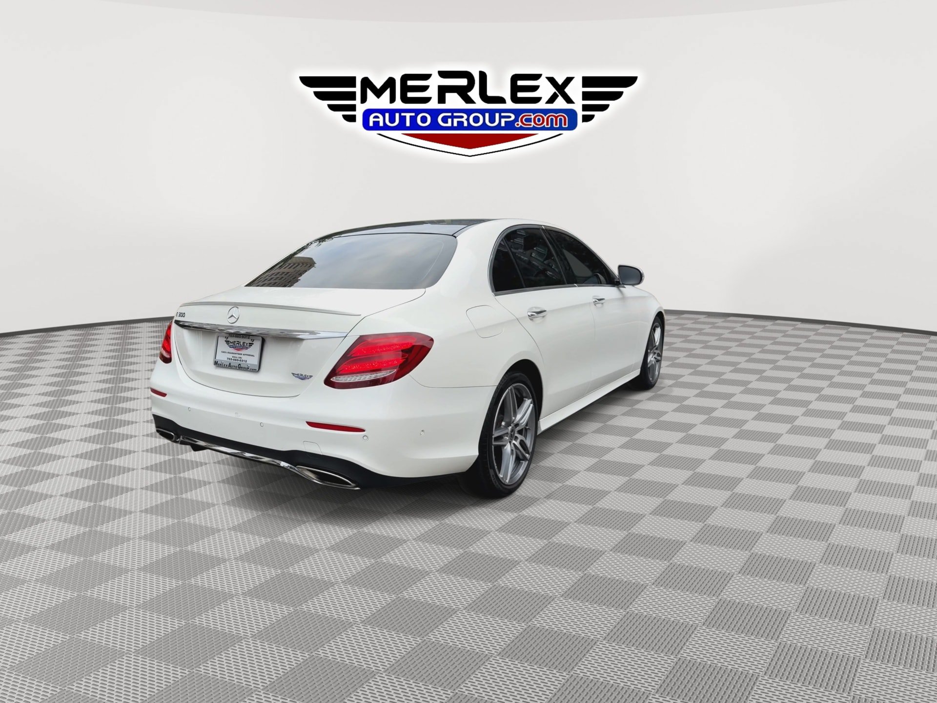 Used 2019 Mercedes-Benz E 300 w/ Premium 1 Package image 8