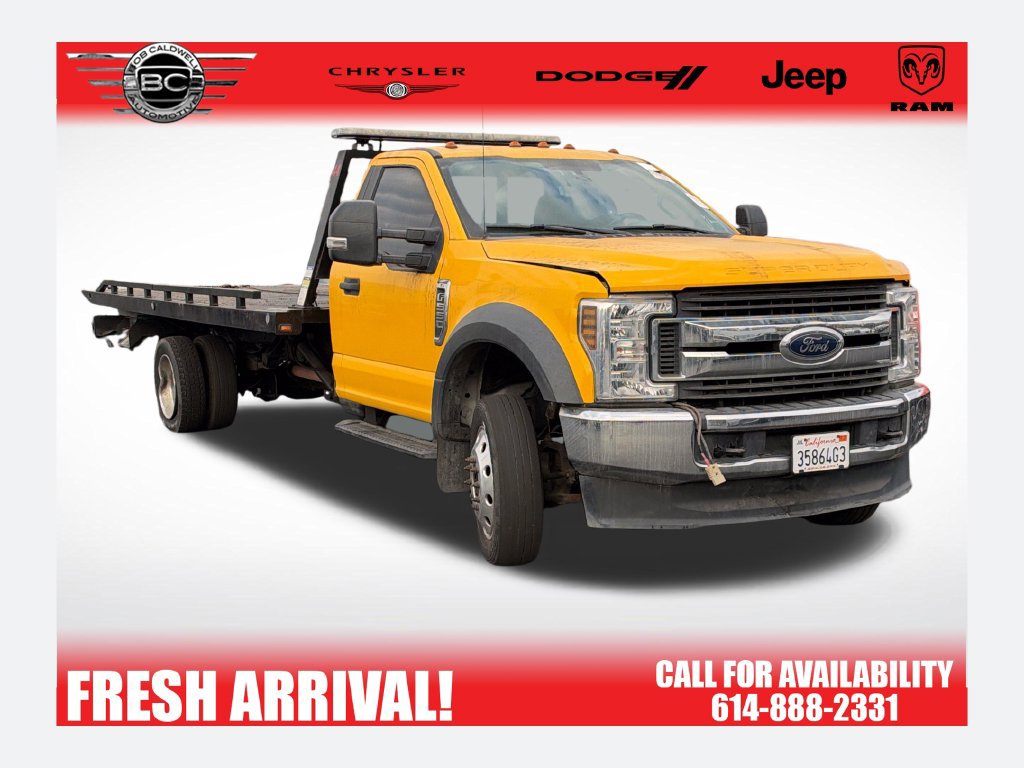 Used 2018 Ford F550 2WD Regular Cab Super Duty image 1