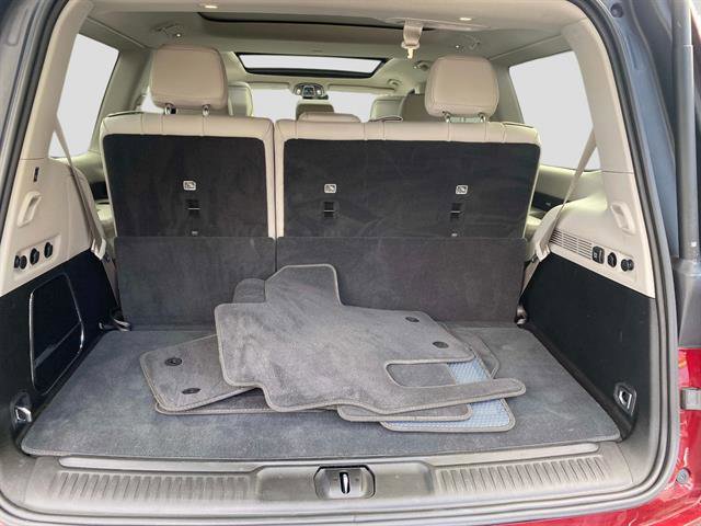 Used 2024 Jeep Wagoneer 4WD w/ Premium Group I image 5