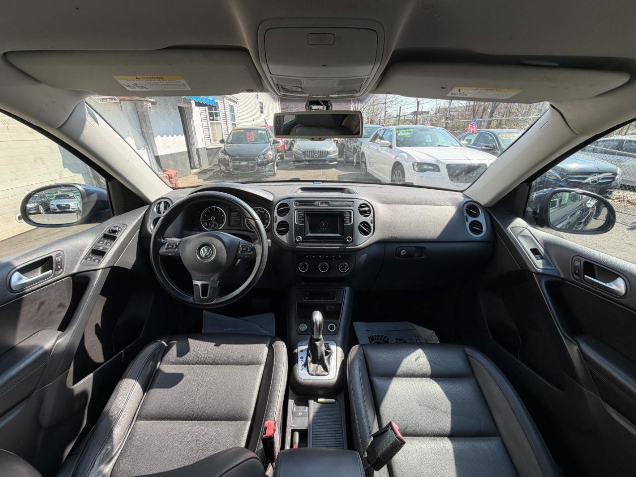 Used 2016 Volkswagen Tiguan S image 37