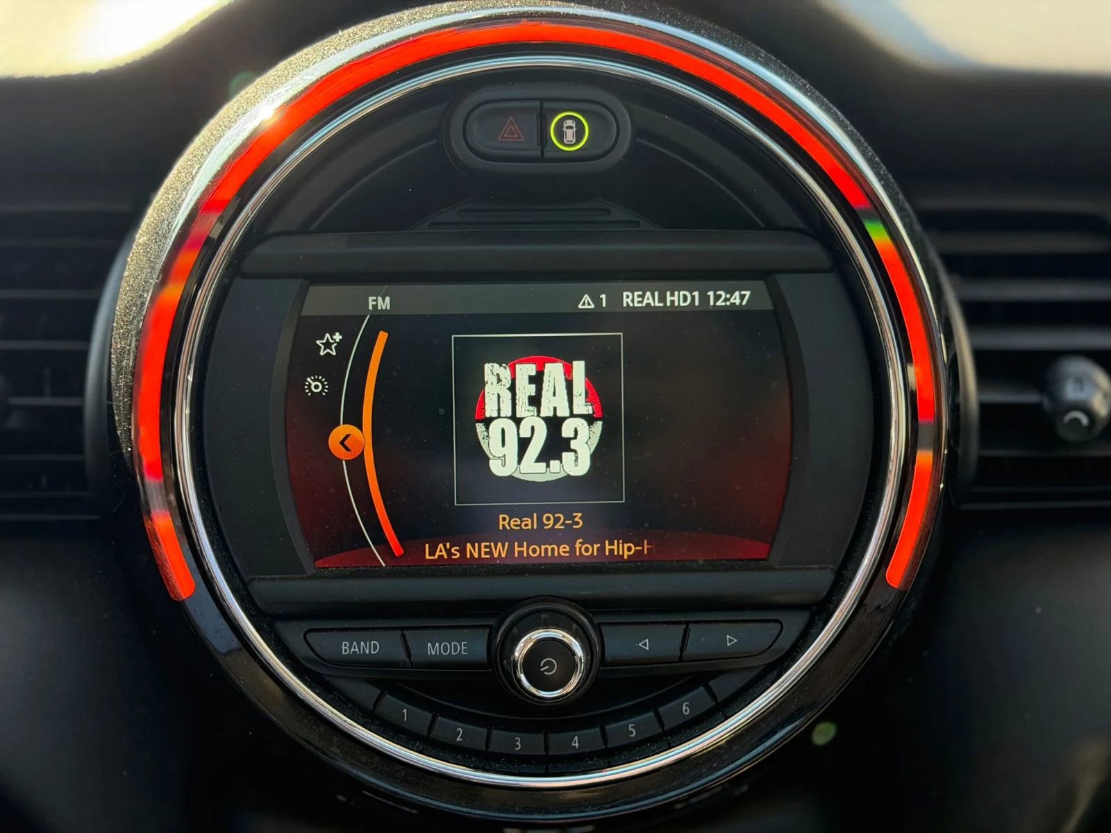 Used 2019 MINI Cooper S image 14