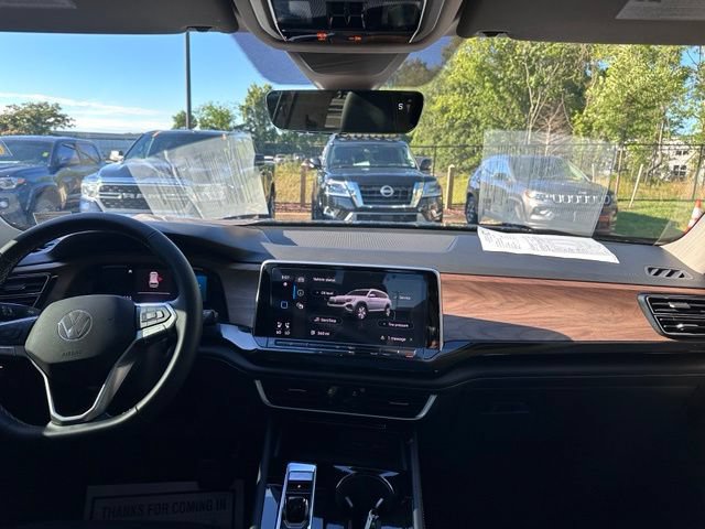 Used 2026 Volkswagen Atlas SE w/ Panoramic Sunroof Package FWD image 28