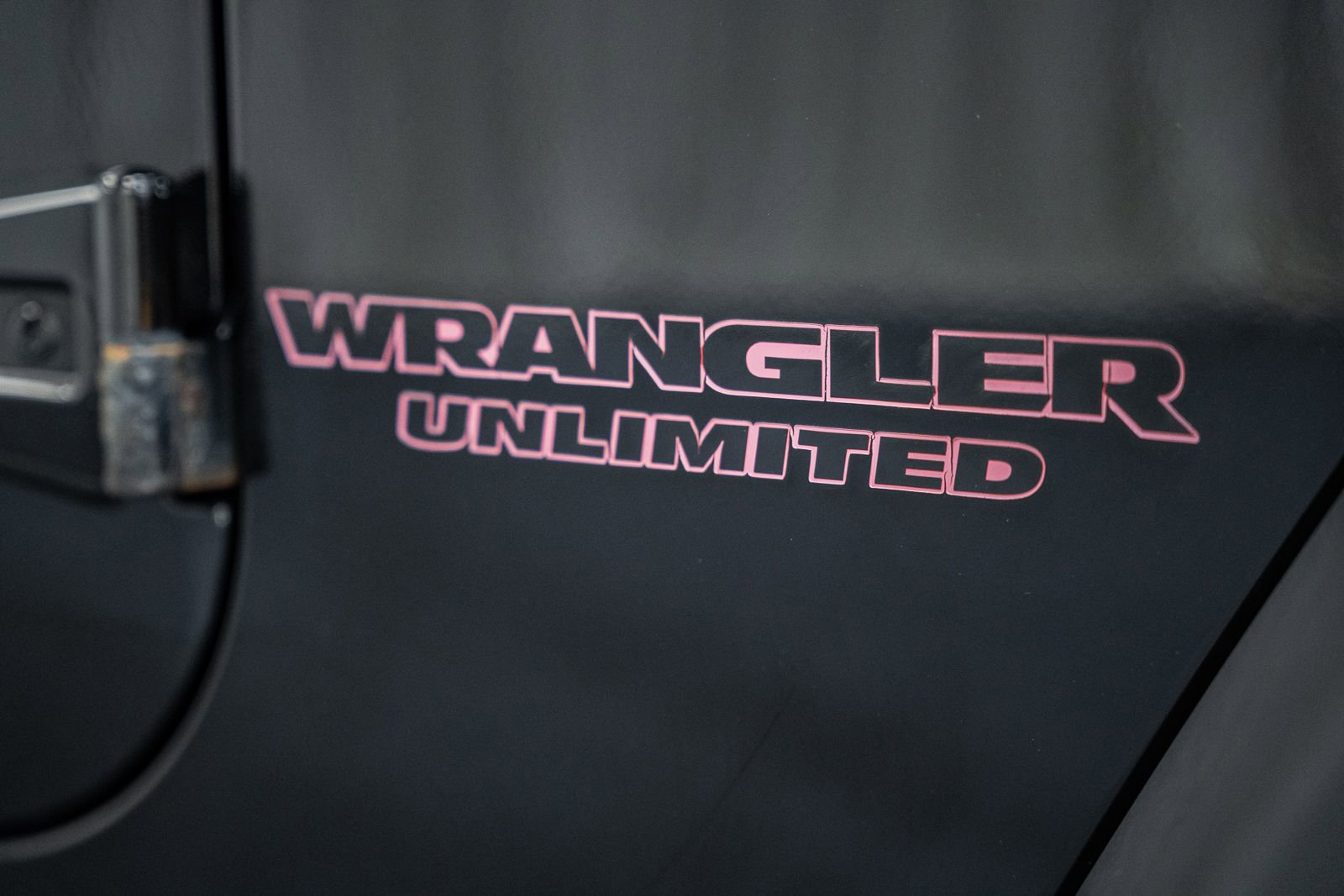 Used 2014 Jeep Wrangler Unlimited Rubicon w/ Connectivity Group image 15