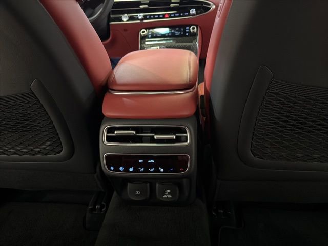Used 2026 Genesis GV70 3.5T Sport Prestige image 26