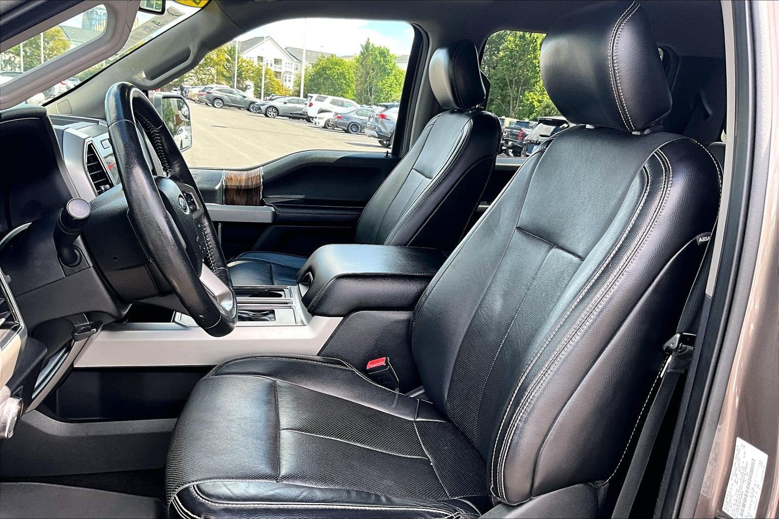 Used 2018 Ford F150 Lariat AWD/4WD image 22
