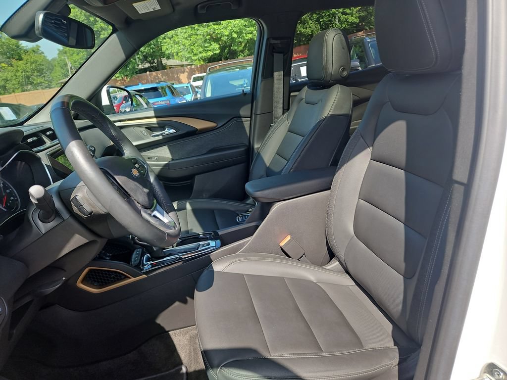 Used 2023 Chevrolet TrailBlazer ACTIV w/ Sun and Liftgate Package AWD/4WD image 21