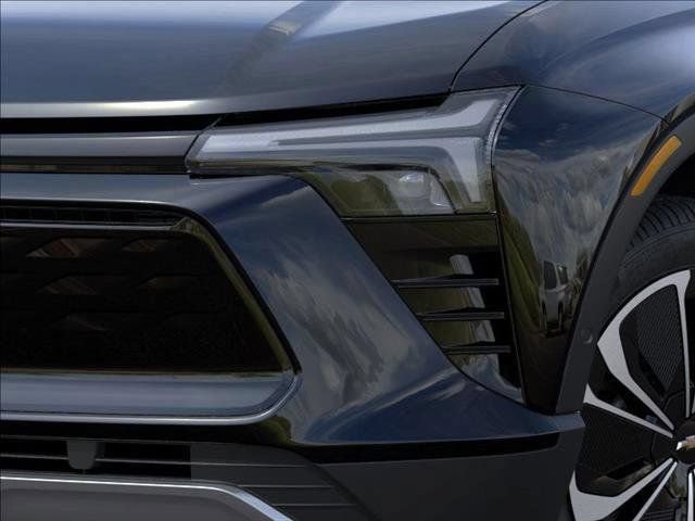 New 2025 Chevrolet Blazer EV LT AWD/4WD image 11
