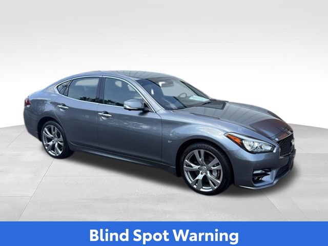 Used 2017 INFINITI Q70 3.7 w/ Technology Package AWD/4WD image 26