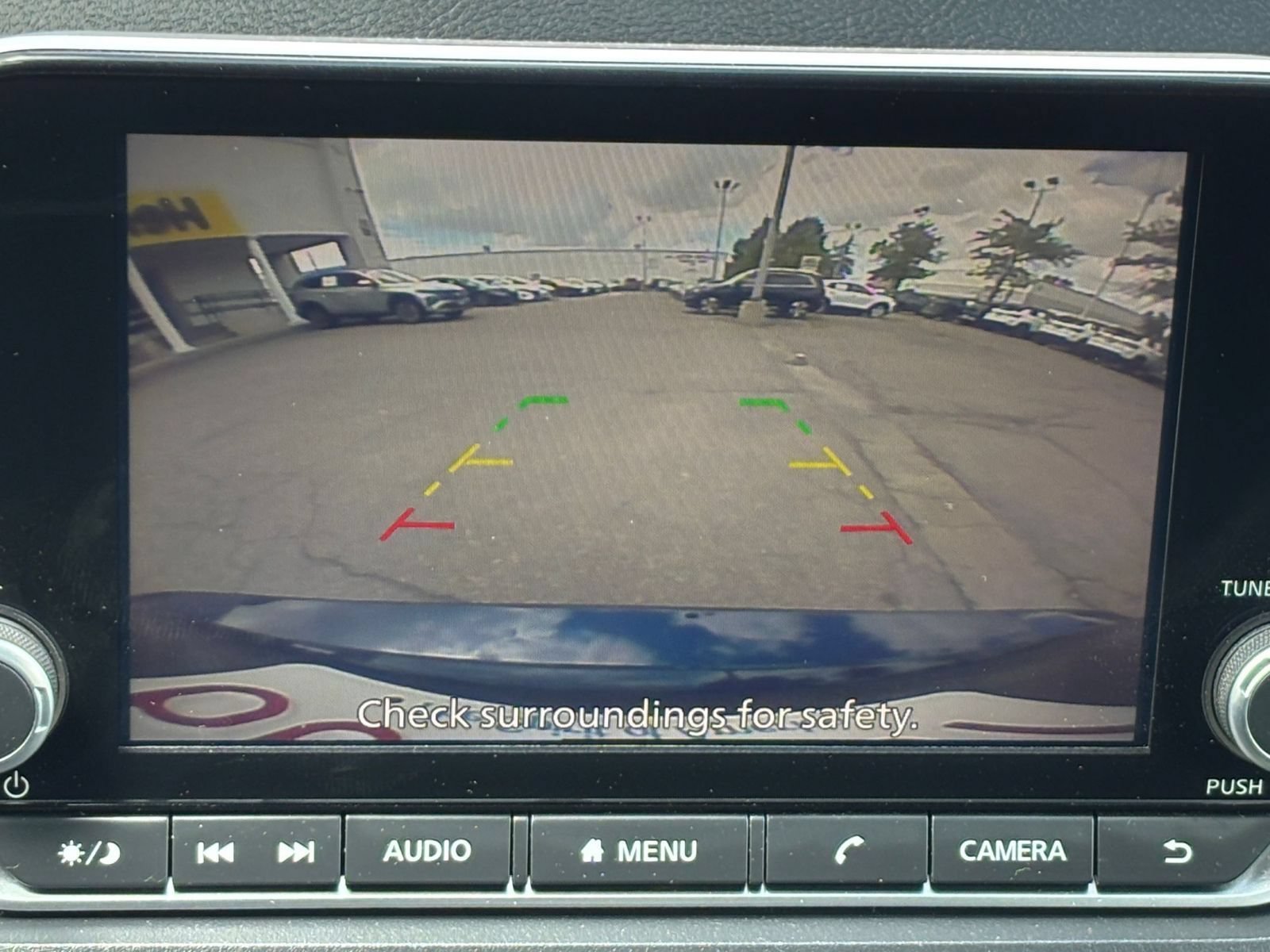 Used 2025 Nissan Rogue SV AWD/4WD image 22