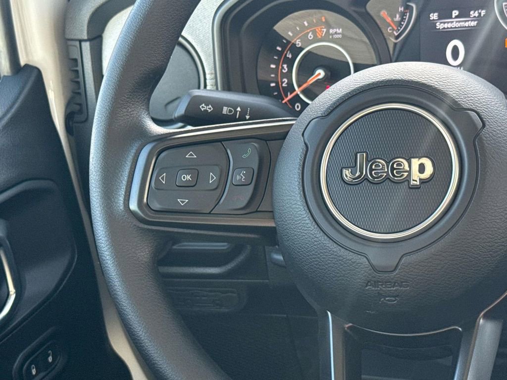 New 2026 Jeep Gladiator Sport AWD/4WD image 15