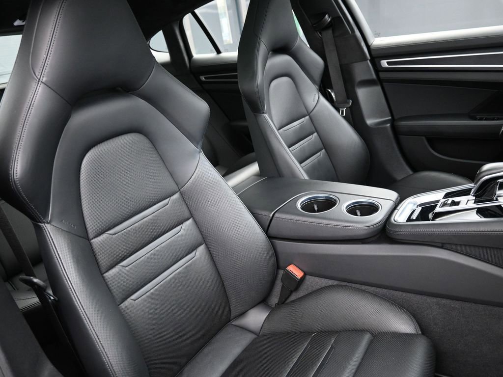 Certified 2021 Porsche Panamera GTS image 35