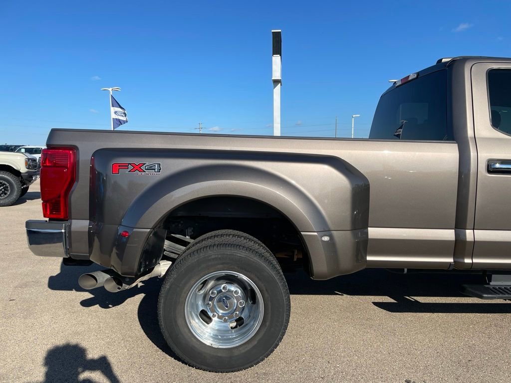 Used 2022 Ford F350 XLT w/ FX4 Off-Road Package AWD/4WD image 28
