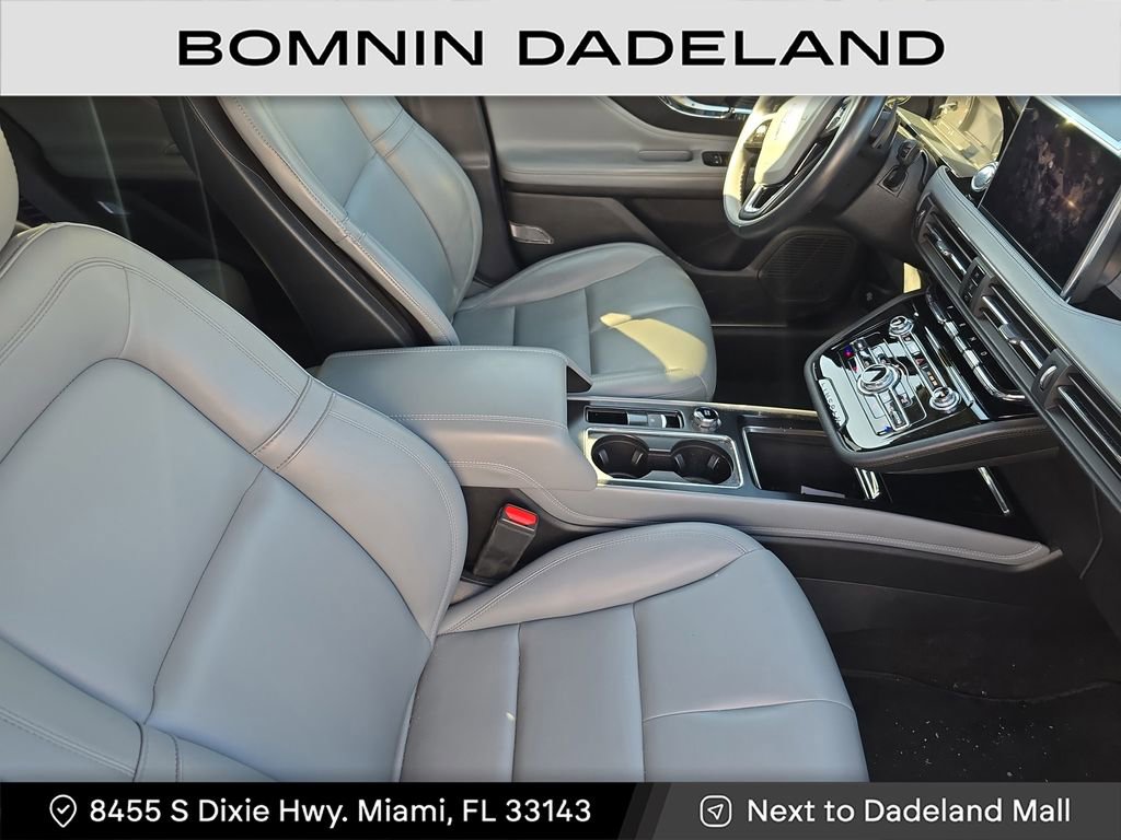 Used 2021 Lincoln Corsair FWD image 12