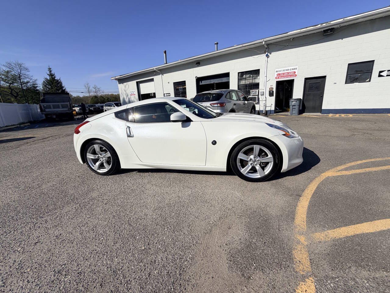 Used 2012 Nissan 370Z Touring RWD image 45