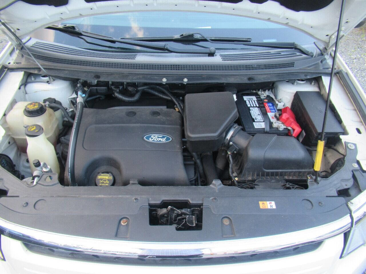 Used 2013 Ford Edge SEL image 13