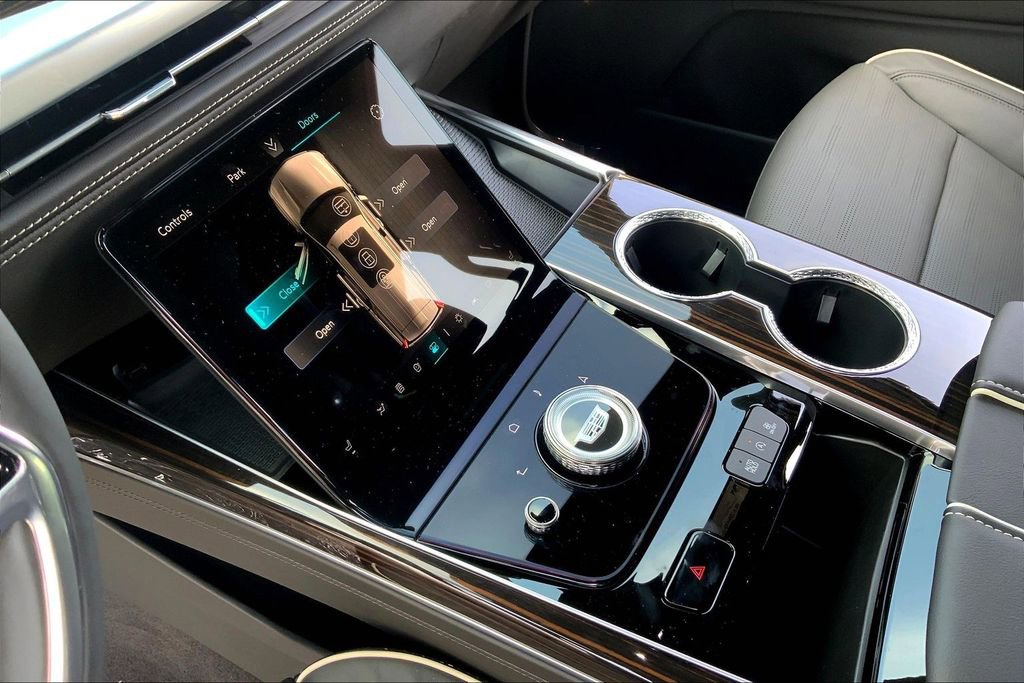 New 2026 Cadillac Escalade Luxury AWD/4WD image 10